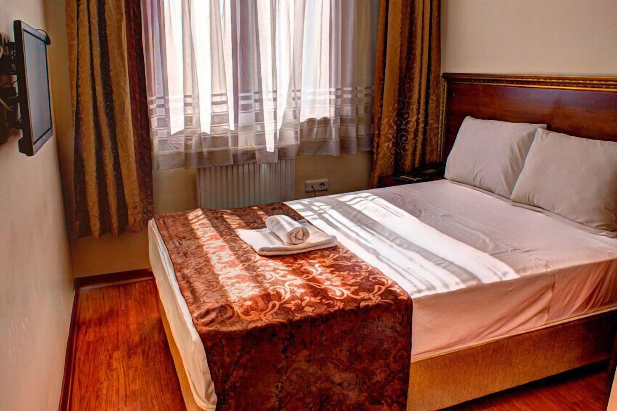 Hotel Real Life Istanbul Exterior photo